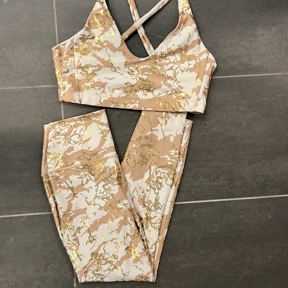 Sports bra & leggings set